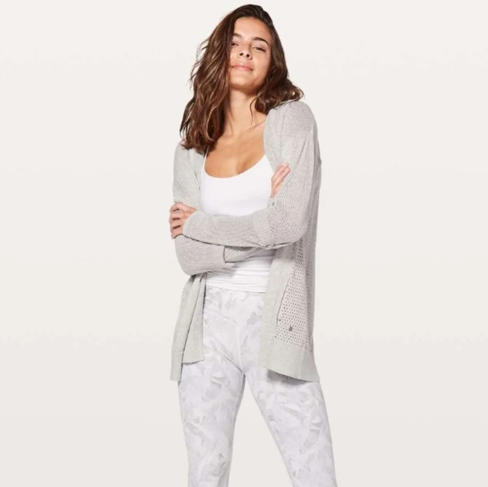 lululemon Still Movement Wrap Size 12